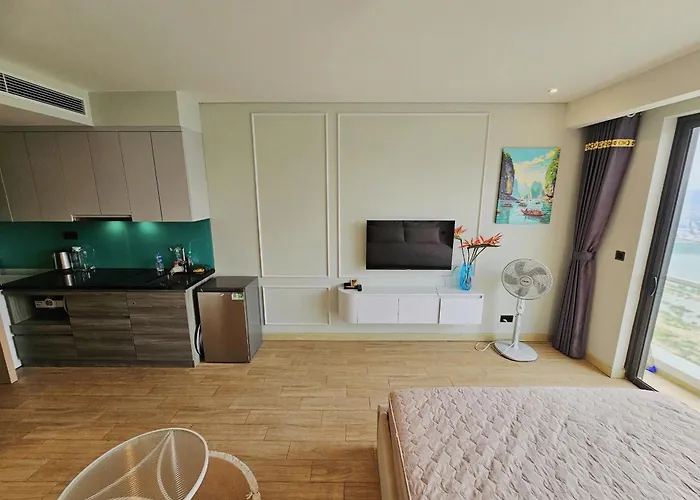 Citadine With Amazing Sea View Căn hộ Hạ Long
